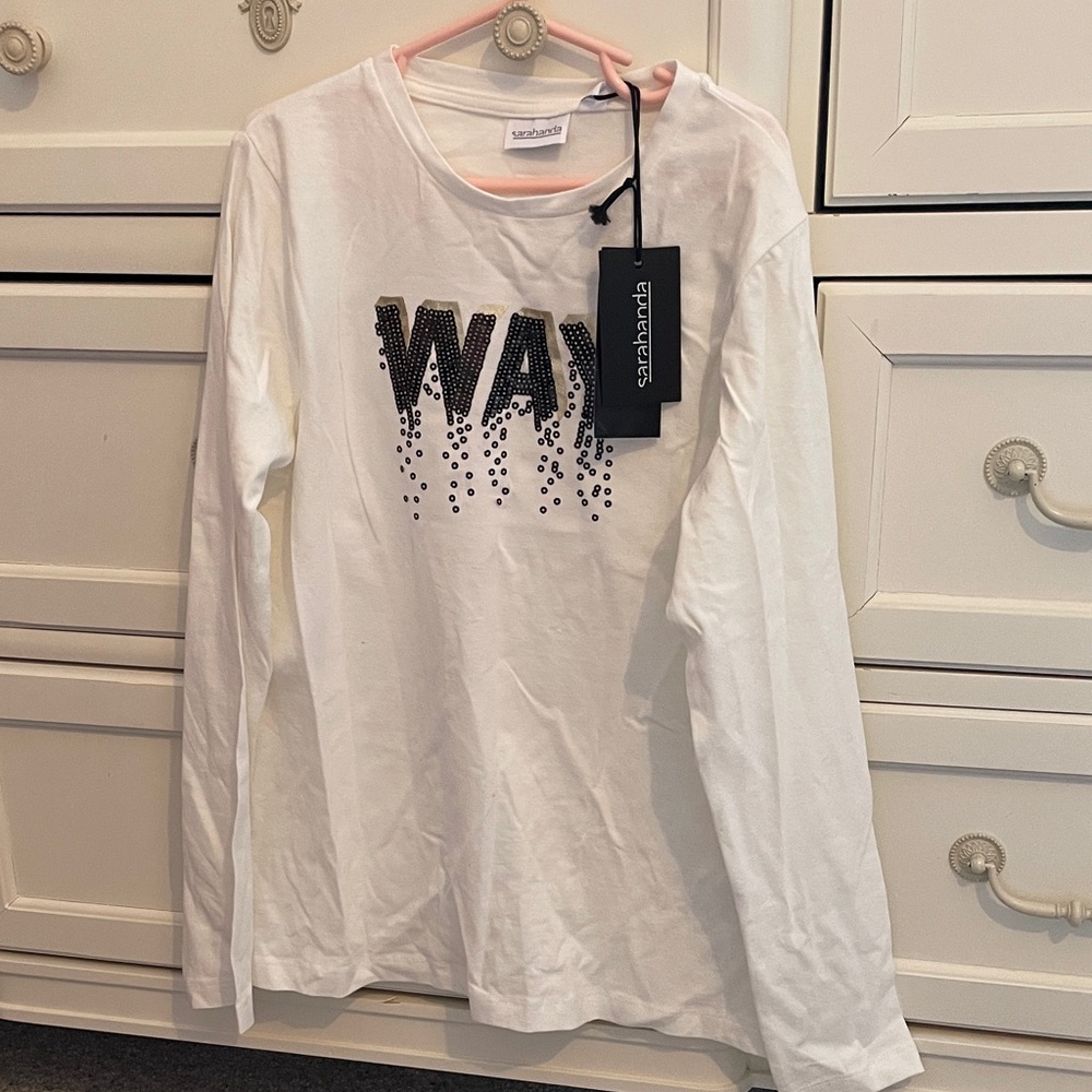 Stradivarius White Long Sleeve with Black Graphic